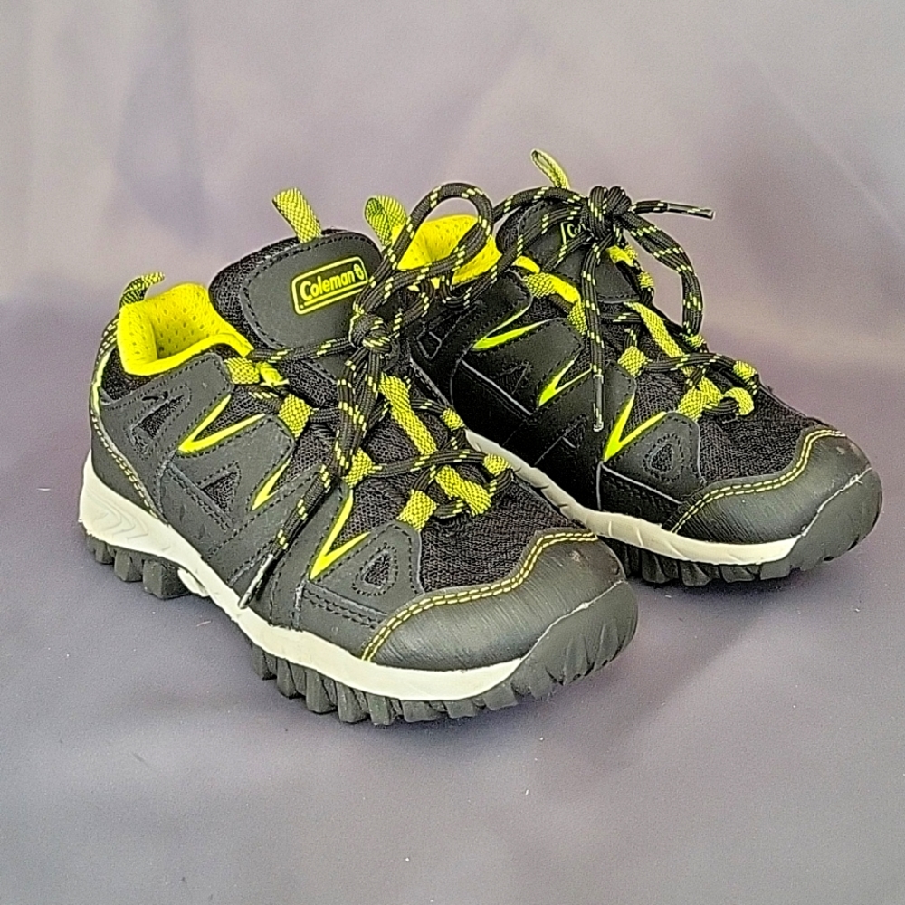 Coleman size 13 hiking shoe